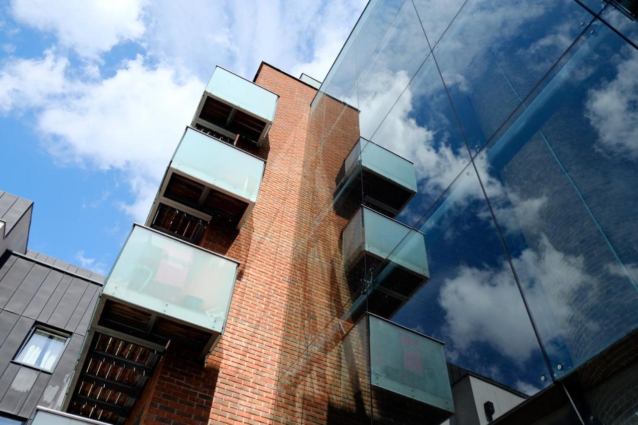לונדון Luxury 2-Bed Flat Parking And Close To The Tube מראה חיצוני תמונה